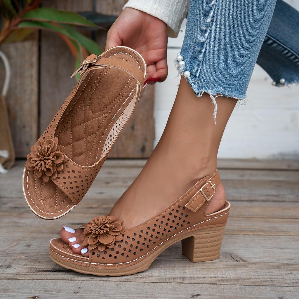 Fashion 2025 New Women Sandals Breathable Non-slip Light Shoes for Women Summer Classic Retro Sandals Slip-on Comfortable High Heels