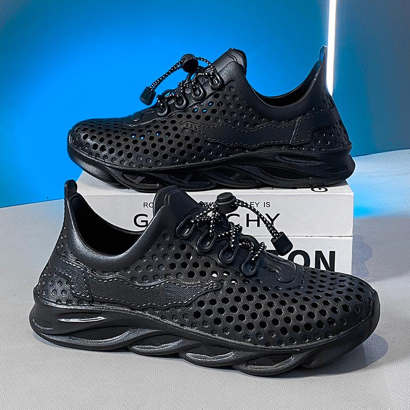 Beach Shoes Men's Shoes Summer Breathable Hole Shoes Men's Casual Sports Shoes Light Work Beach Trendy Shoes Cool Slippers