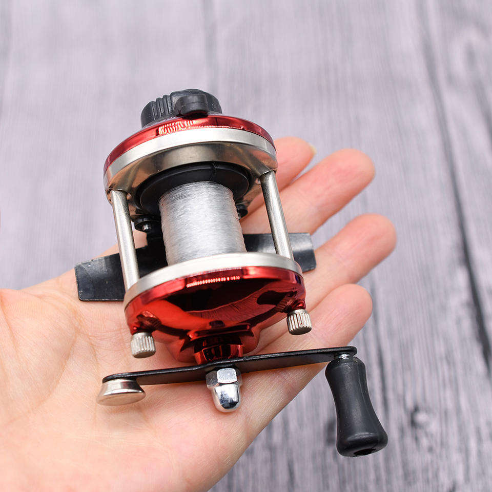

Smallest Bait Casting Mini Ice Fishing Reel with Line 50M Metal Water Wheel Winter Fishing River Plate Baitcast Coil Roller червоний