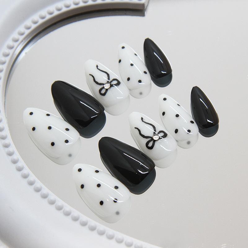 Nail Patch White Polka Dot False Nail Bow Removable Nail Wear Nail Nail Patch Drill 30 Pieces