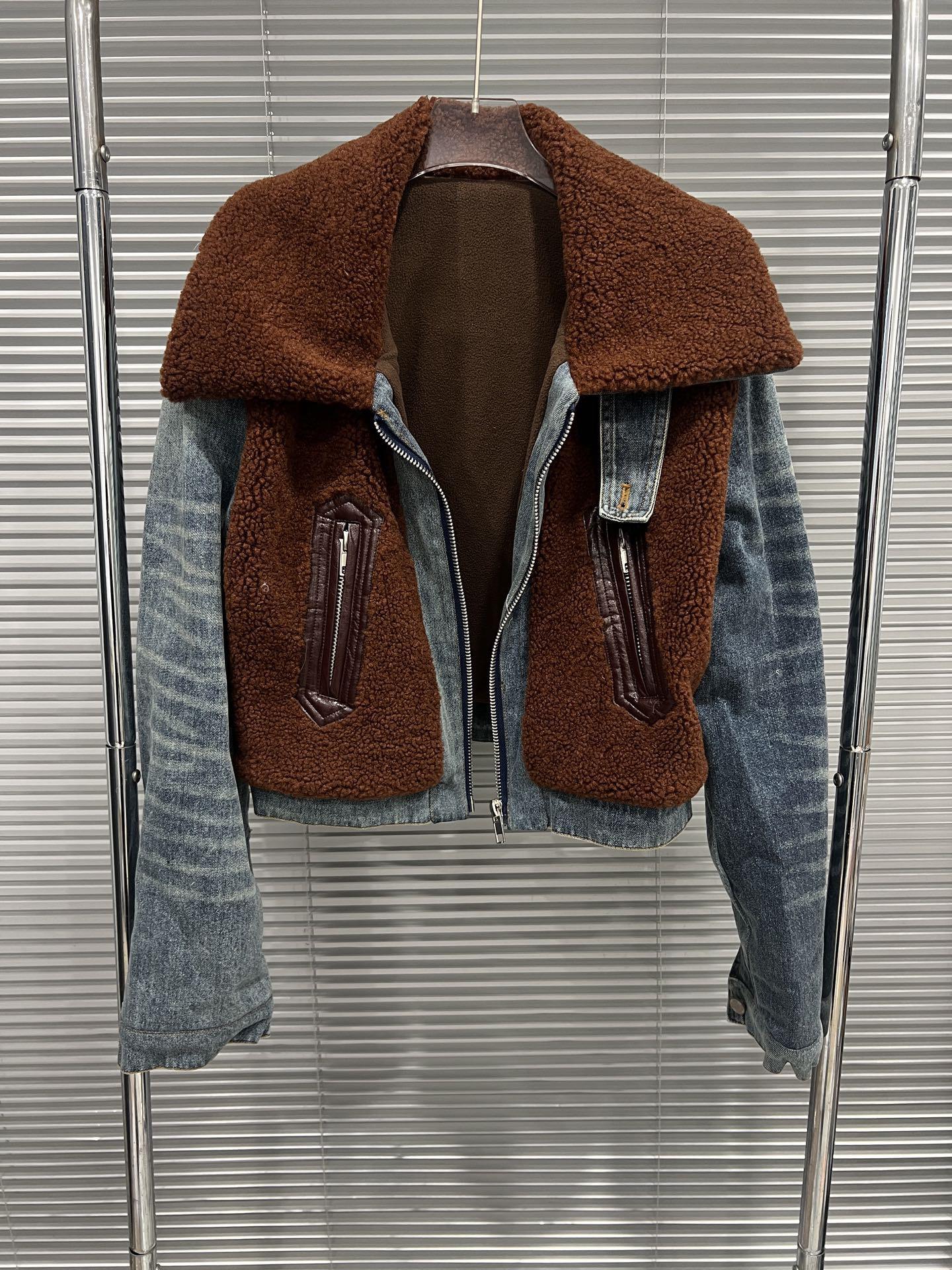 

2025 Chic Color Block Patchwork Lapel Denim Jacket with Lambswool - Stylish, Versatile, Slimming Medium