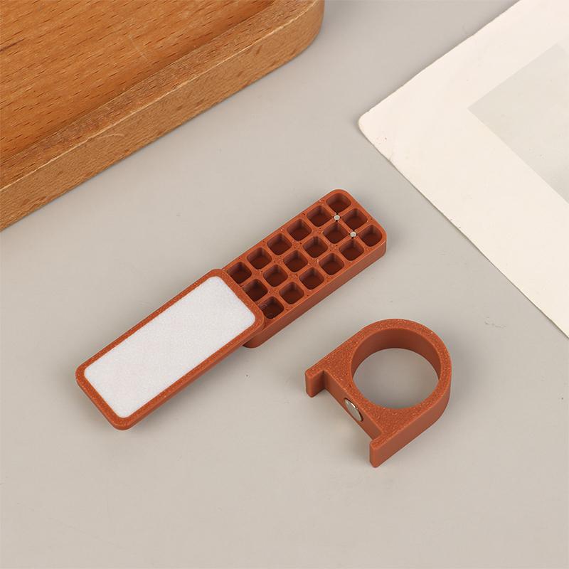 

8/18 ячеек Портативная мини-палитра акварели с кольцом Маленькая коробка для пигментов Студенческая Художник Путешествия Эскиз Живопись Художественные принадлежности 18grids коричневый