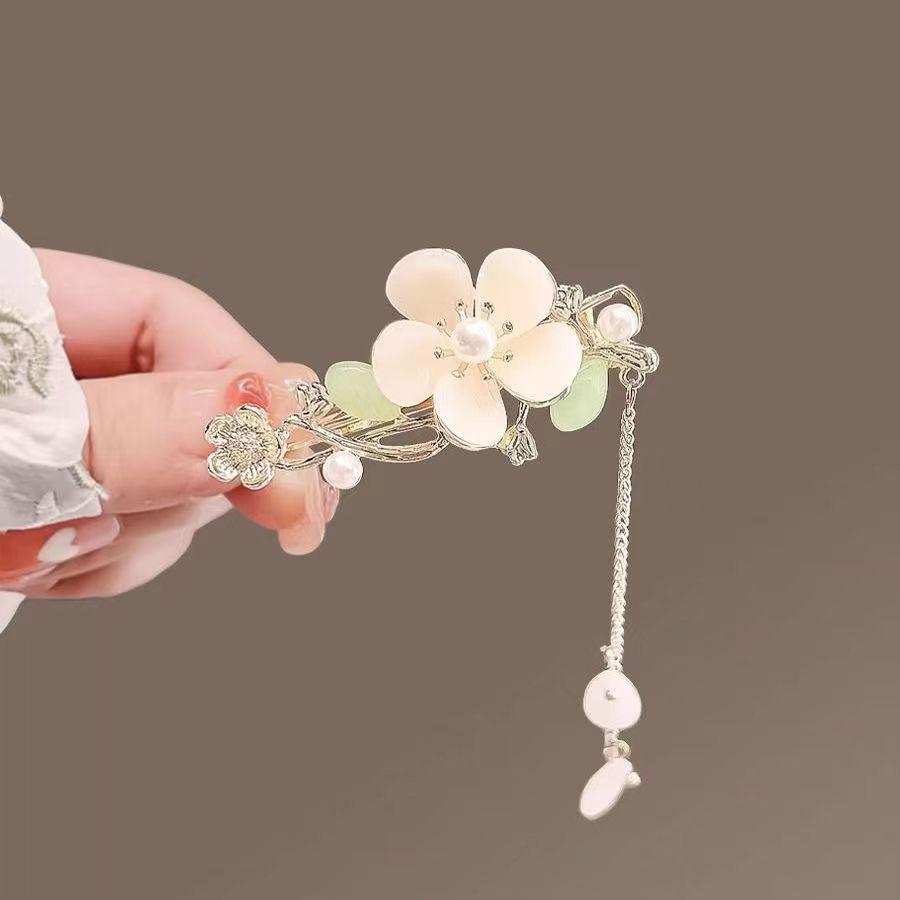 Elegant Hanfu Butterfly Hair Clip with Tassel Accent – Exquisite Chinese Style Side Hairpin