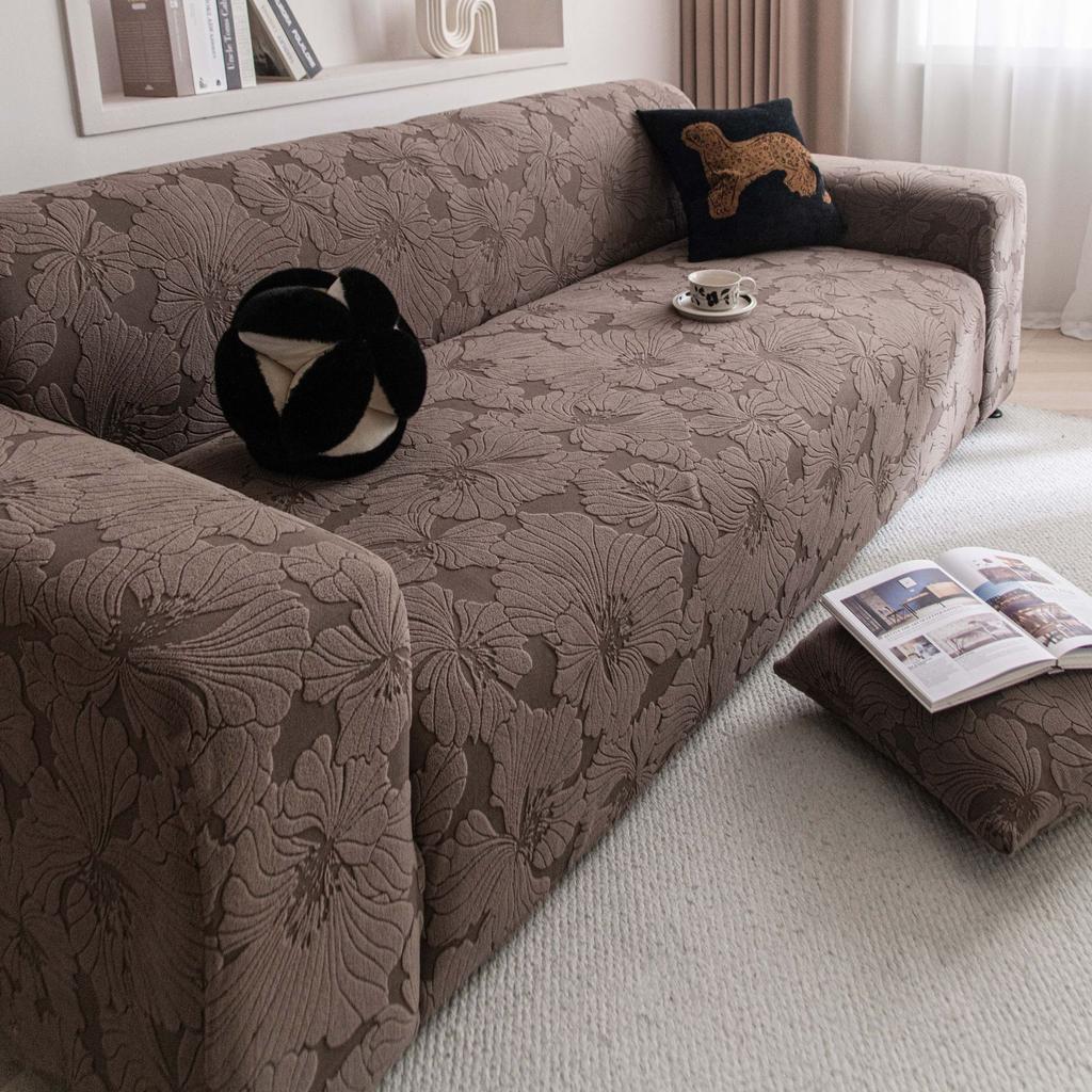 The New Sofa Cover Is A Universal Anti Slip Sofa Protective Cover That Can Prevent Cat Scratches and Is Suitable for All Seasons