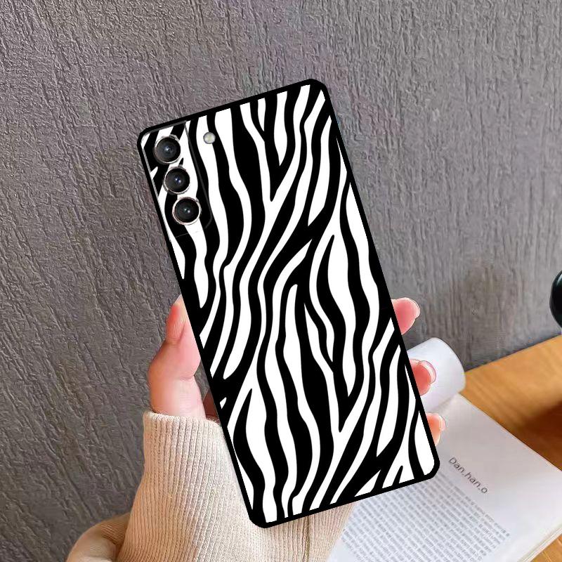 Zebra Stripe Print Phone Case For Samsung Galaxy S26 S25 S24 S20 S21 S22 S23 Ultra S10 Plus S24 FE S25 FE Cover