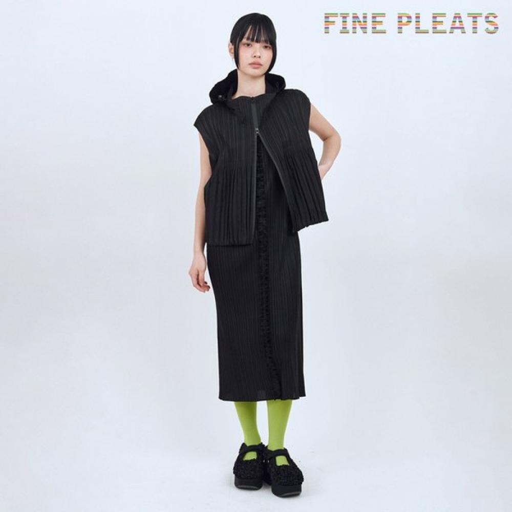 Fine Pleats Melody Line Long Dress Black FREE