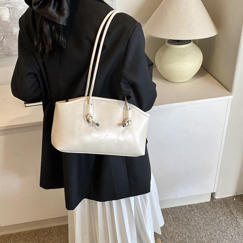 Autumn and Winter Retro Armpit Large-capacity Tote Bag Women's 2025 New Fashion Trend Shoulder Bag Work Commuter Women's Bag