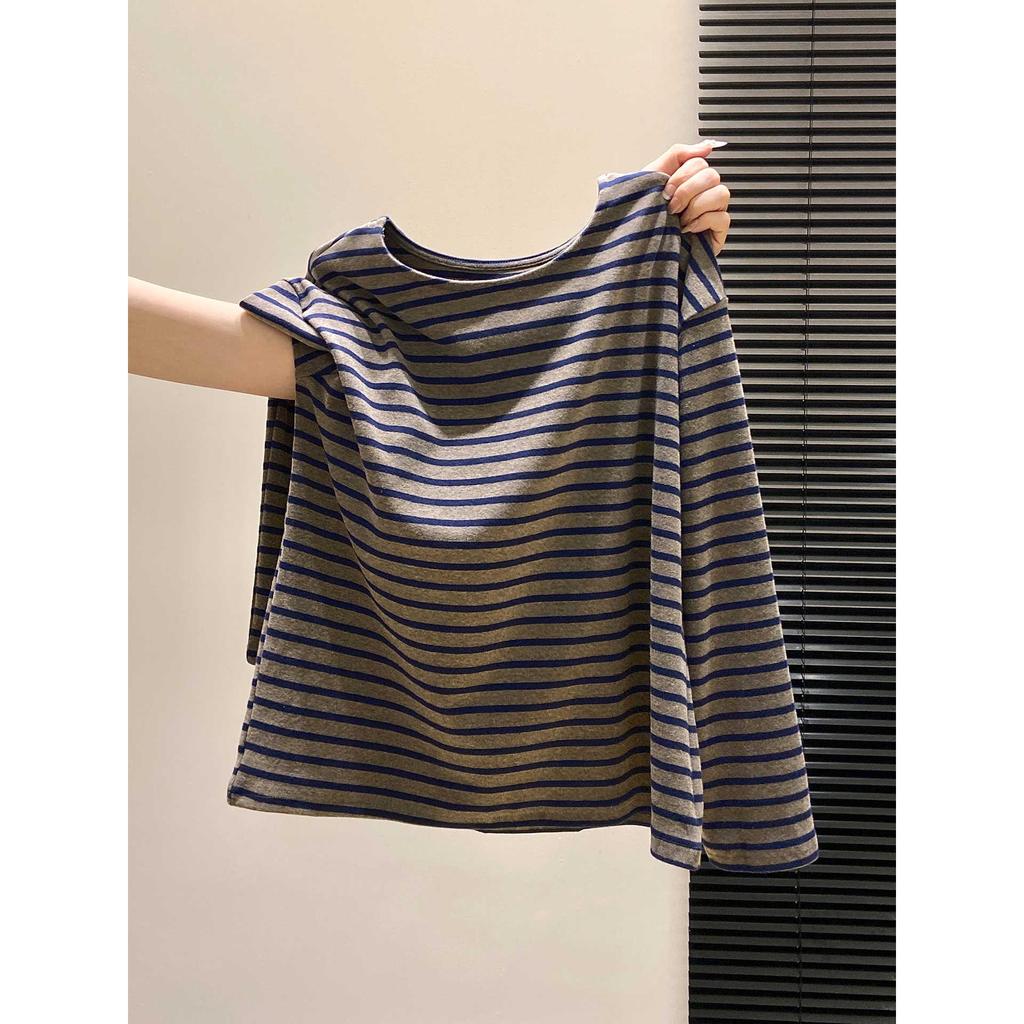 Women's Loose-Fit Color-Block Stripe Long Sleeve T-Shirt, Perfect for Spring and Autumn Layers, Casual Innerwear.