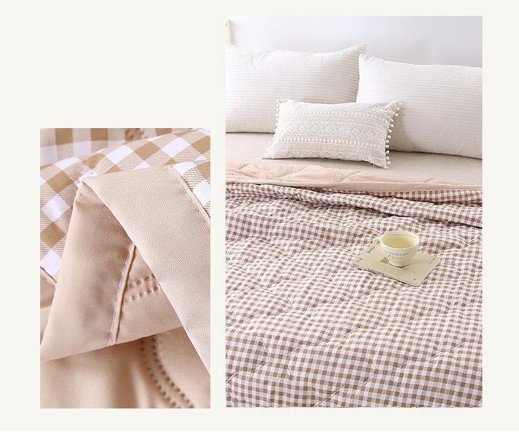 Comfortable Breathable Cotton Summer Quilt - Washable AC Quilt with Gift Box Packaging