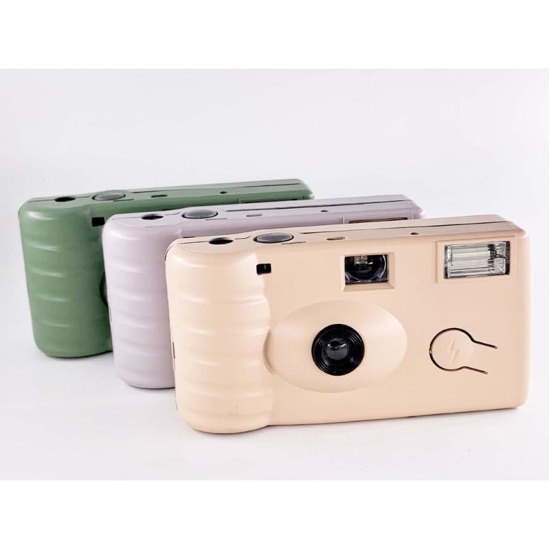 Disposable Camera with 17 Sheets of Film Flash Power Single Use Once Take Pictures Tool Capture Memorable Moment