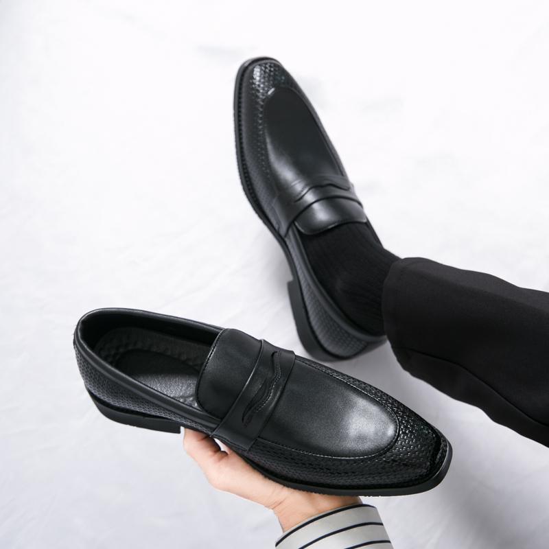 Fashion New Men's Shoes Casual Loafers Slip-on Plus Size 45 46 Fashion Driving Dress Shoes Classic Loafers Original Office Business Shoe