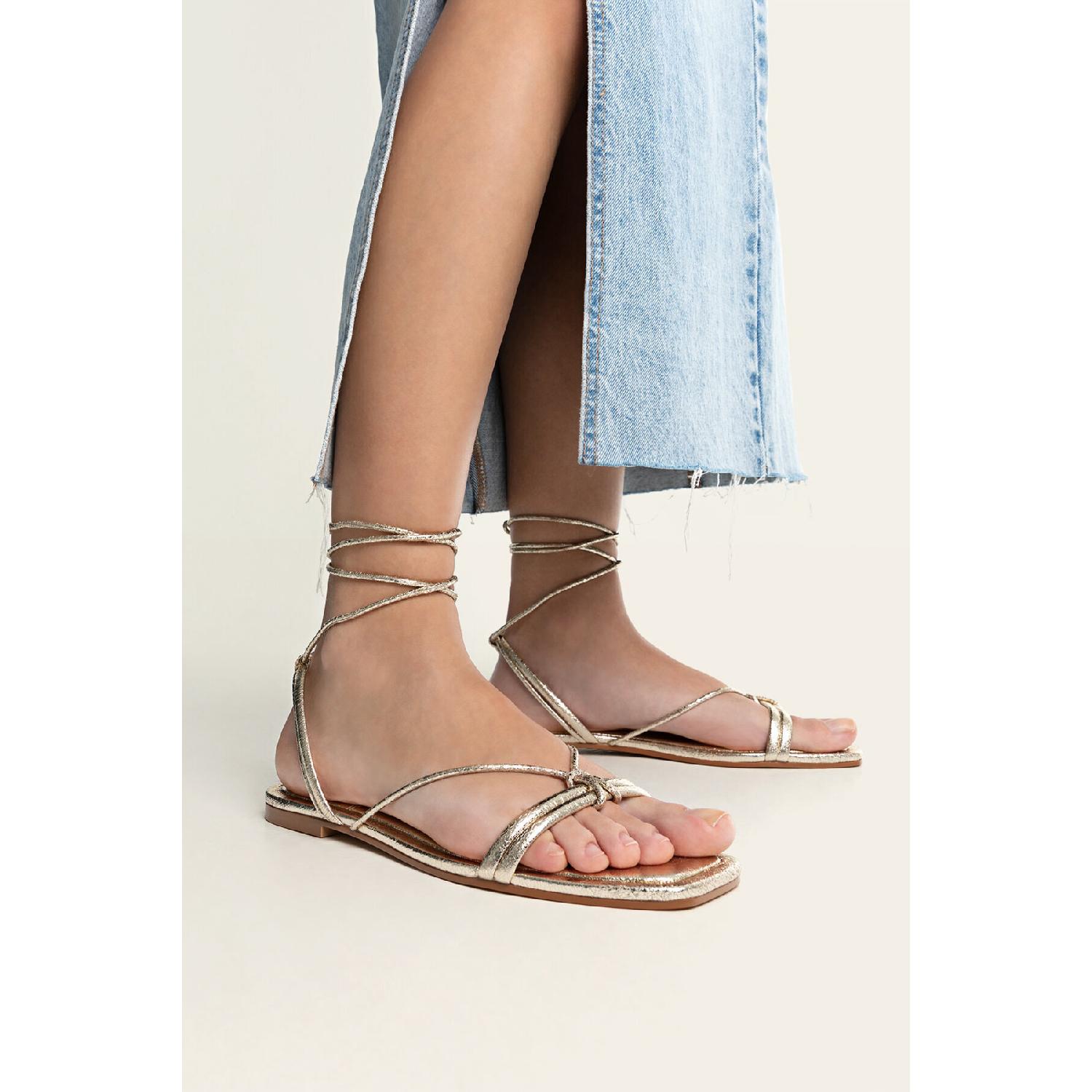 

Сандалии Dore на плоской подошве 35