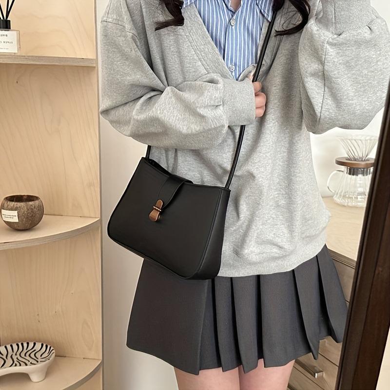Women's casual shoulder messenger bag underarm bag