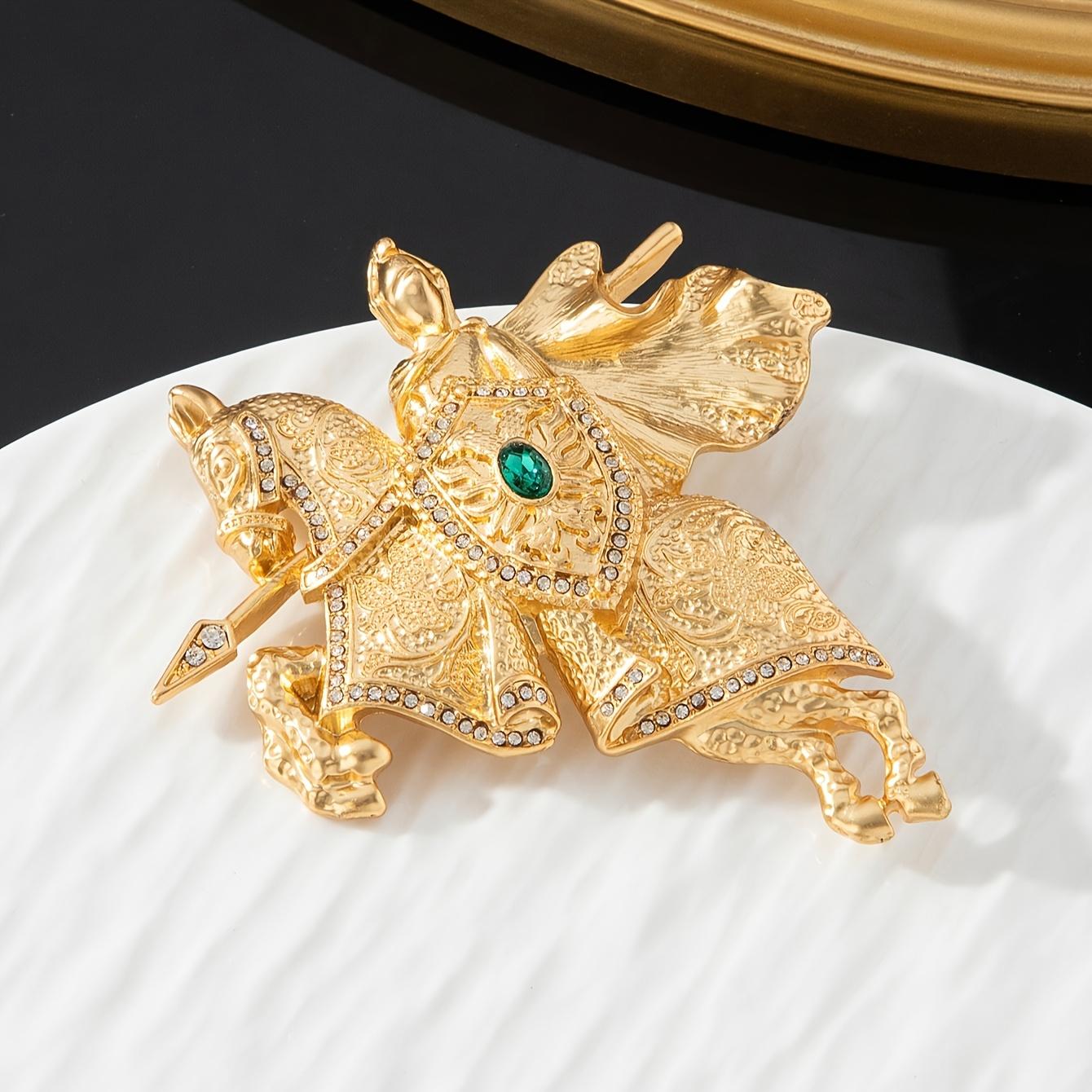 Vintage-Inspired Golden Brooch with Green Gemstone and Intricate Design - Elegant Pin for Daily Wear or Formal Events, Formal Event Accessory|Vintage золотистый