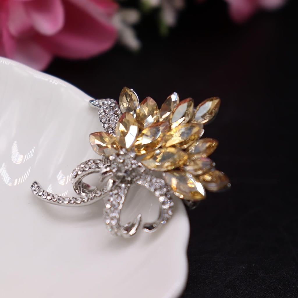 Rhinestone Glitrende Diamant Blomst Nydelig Bryst Perfekt for Inngangsgaver til Gaveeske Inkludert Brosje, Corsage, Dekorasjon, Bryllup, Seremonier,