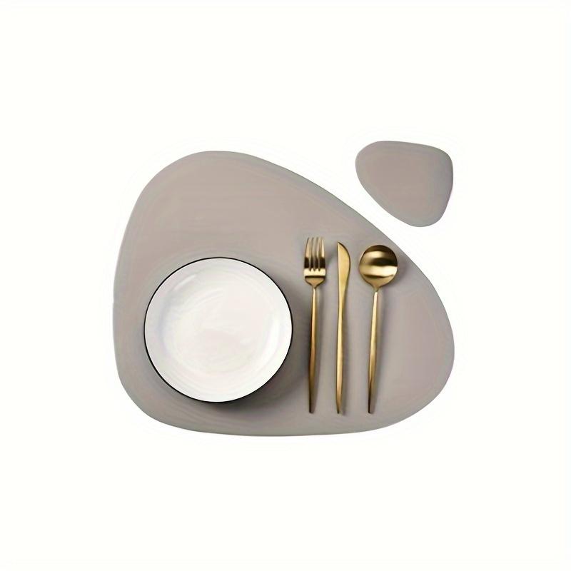 2pcs High Quality Triangular Leather Placemat and Coaster Set - Waterproof, Non Slip Easy To Clean Home and Restaurant Placemats