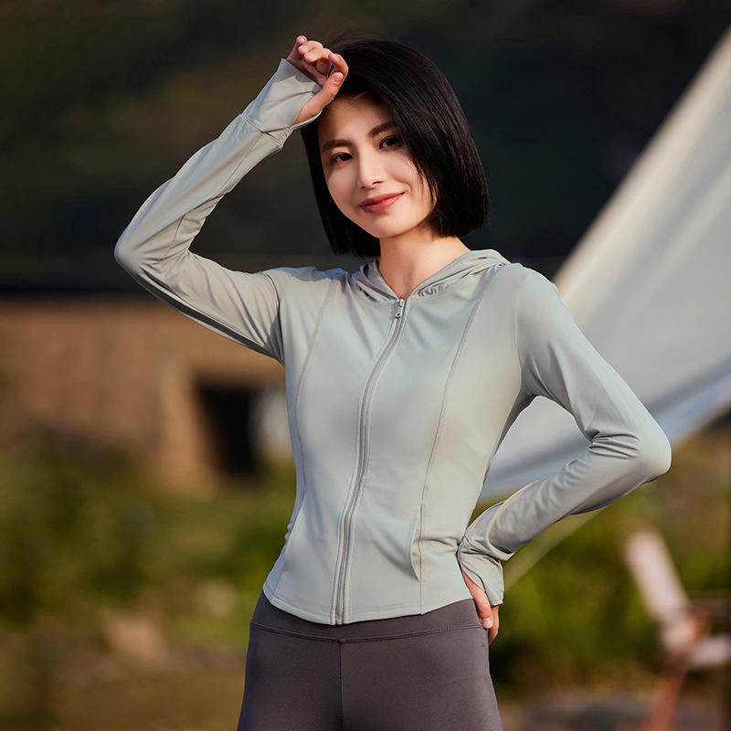 Women's Summer Slimming Outdoor Yoga Sunscreen Jacket - Breathable 2025 Ice Silk UV Protection Coat