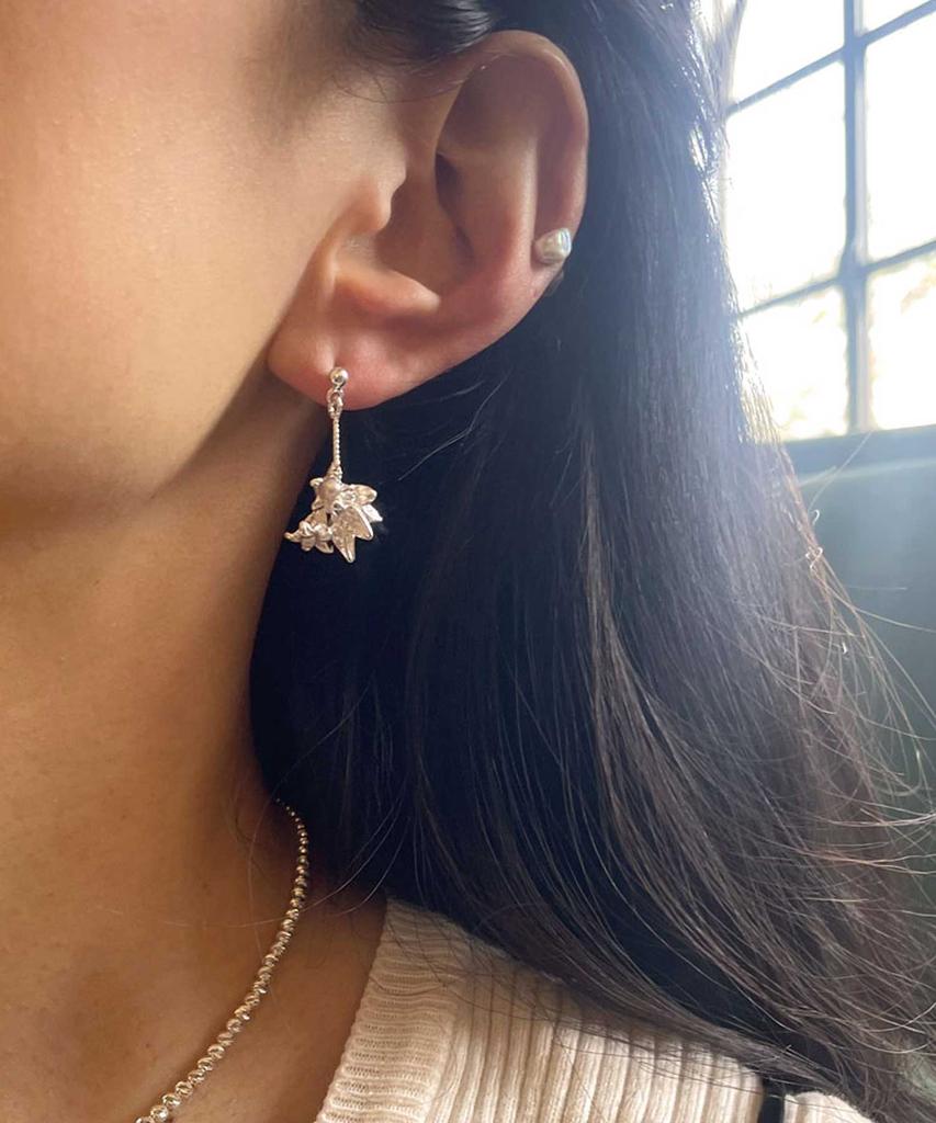 Persy Lily In Silver Earring