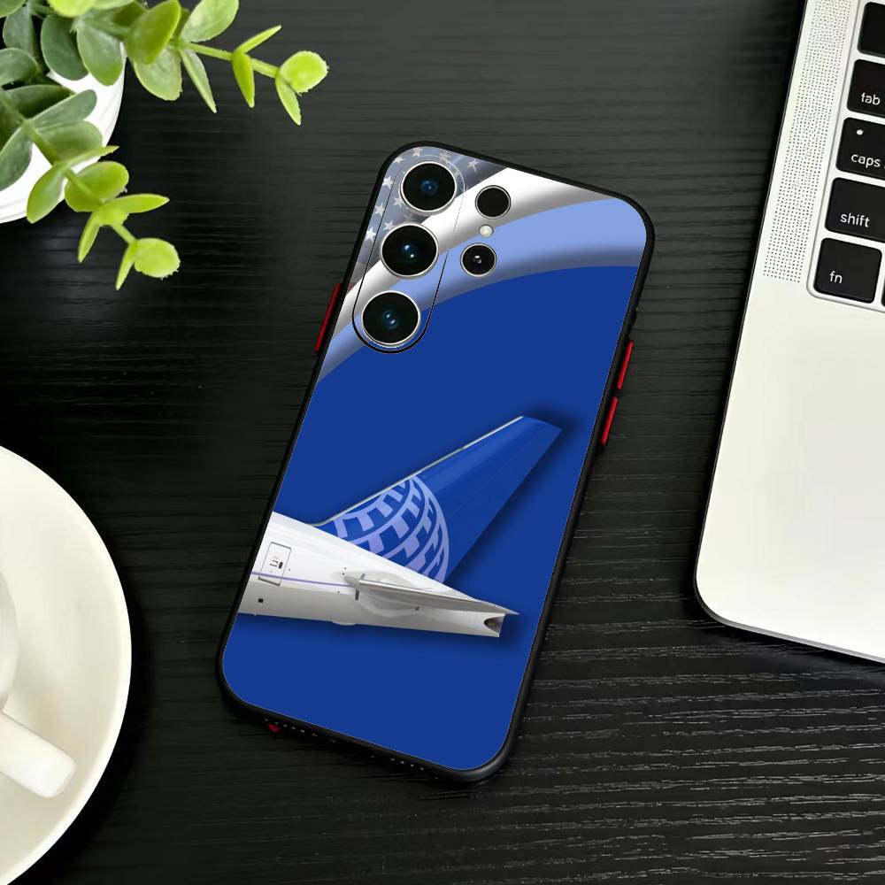 Airplane Pattern  Phone Case For Samsung S26,S25,S24,S23,S22,S30,S21,Ultra,Plus,FE 5G Black Soft Cover