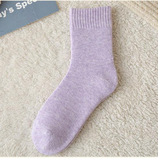 Women's Fleece-Lined Terry Socks, Mid-Calf, Thick, Warm, Sweat-Wicking, Odor-Resistant for Teens, Ideal for Autumn and Winter.