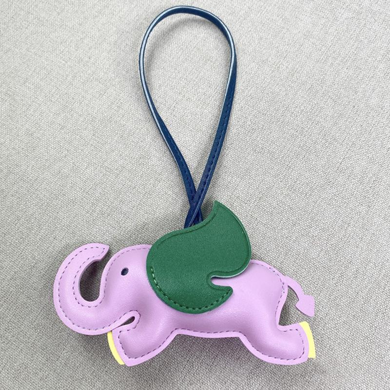 Trendy Designer Pu Leather Wings Flying Elephant Hanger Keychain Pendant Decoration For Ladies Bag Charm Accessories Ornament Gifts