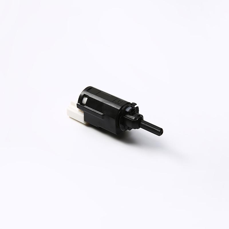 Compatible Brake Switch for Renault Models: 253201326R, 253205115R, 253203154R, 95526027