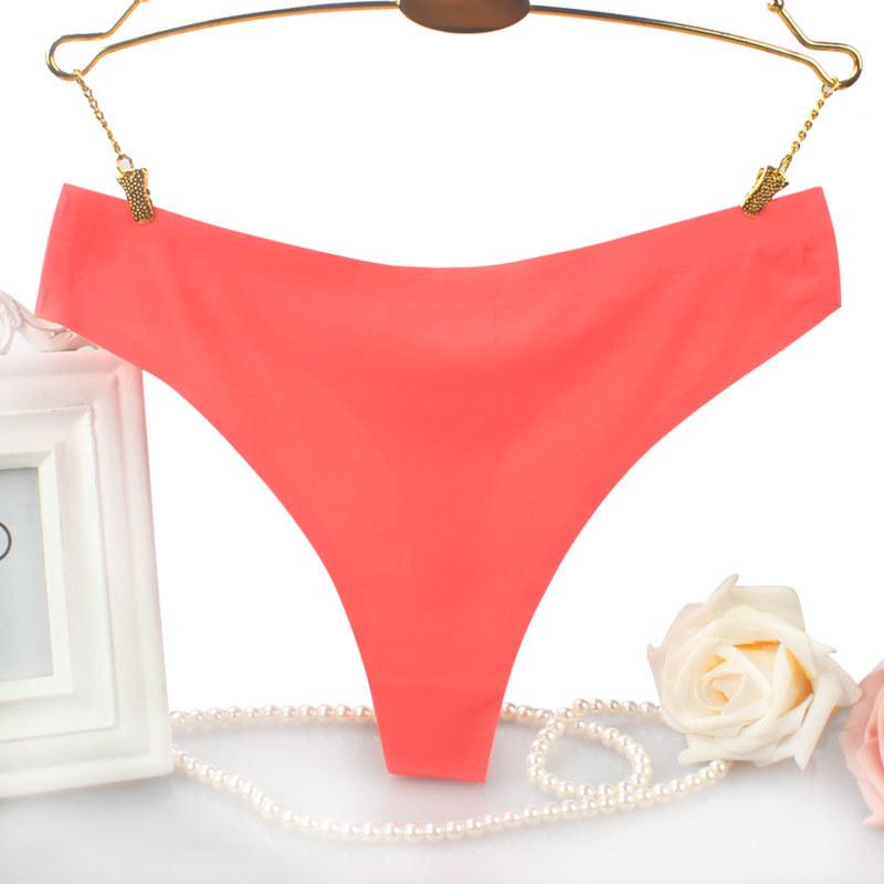 Seamless Low-Rise Sexy Women's Thong with Pure Cotton Crotch