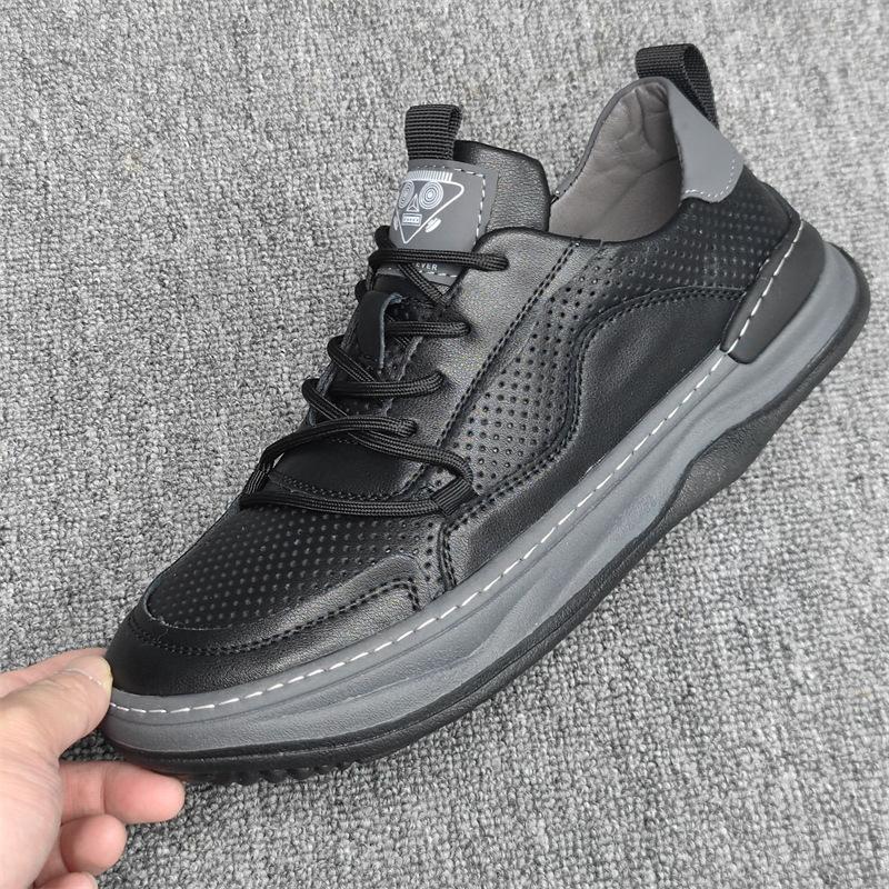 Soft Leather Men's Shoes 2025 Summer New Hollow Holes Breathable Versatile Lightweight Trend Men's Sports and Leisure Sandals
