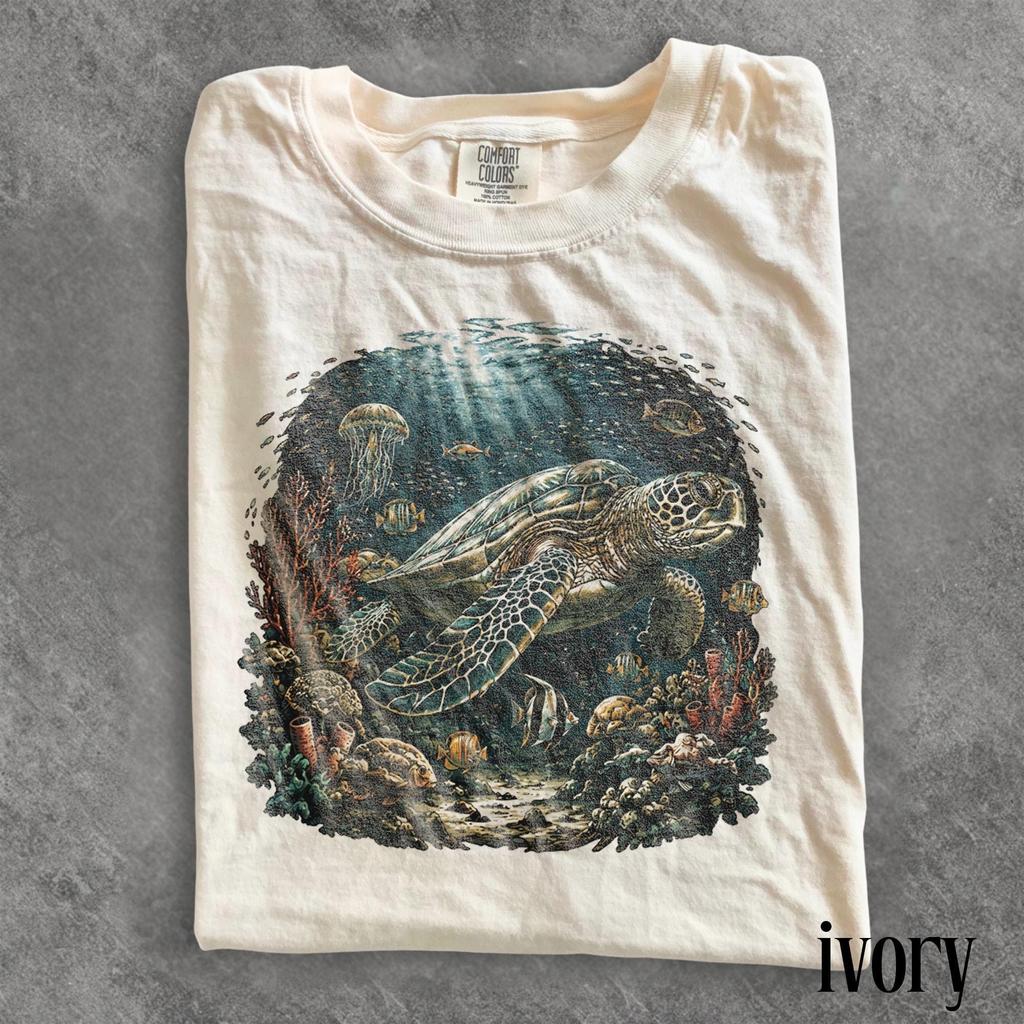 Retro Meeresschildkröten Shirt, Meeresleben Ozean Grafik T-Shirt, Vintage Küstenwildnis Natur Oberteil, Comfort Colors® Schildkrötenliebhaber Geschenk T-Shirt