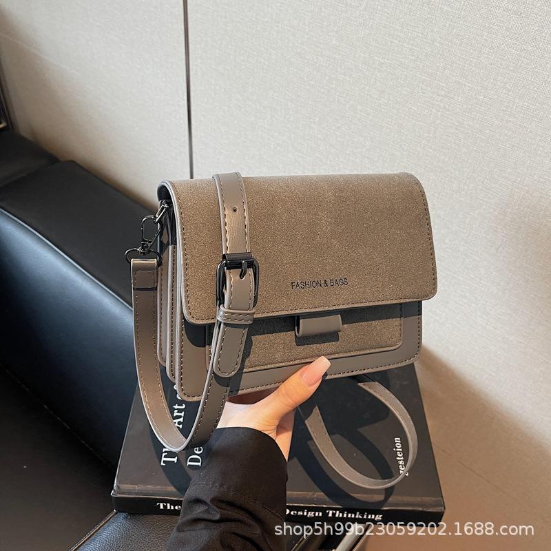 Autumn and Winter Retro Bag Women's New Light Luxury Versatile Shoulder Crossbody Fashion Small Square Bag