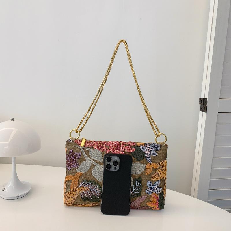 Women's bag 2025 new Chinese style literary flower retro foreign style versatile shoulder chain crossbody envelope bag
