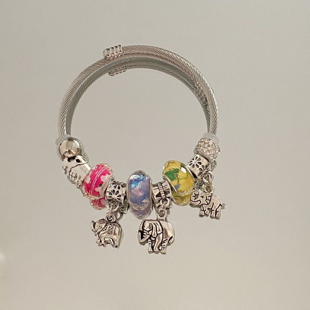 Modern Elephant Bead Bracelet With Stainless Steel Material For Fashion Casual Wear