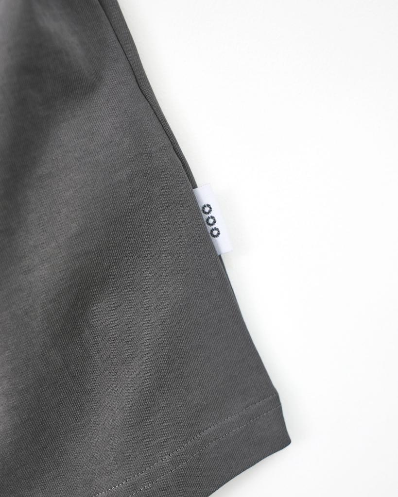 999Hyumeoniti Evd Logo Half T-Shirt (Charcoal)