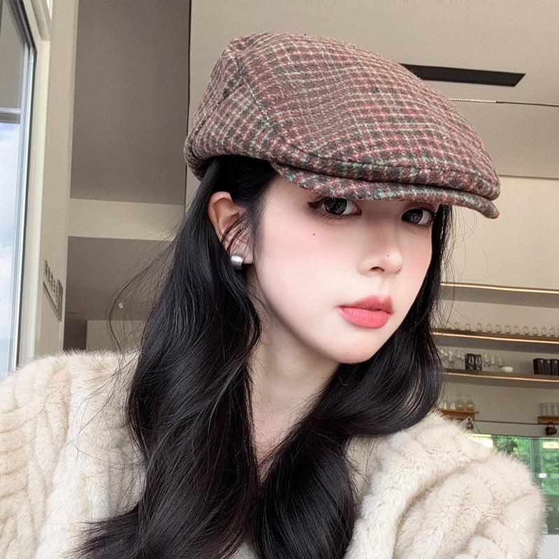 Retro Plaid Progressive Hat Women's Autumn and Winter Versatile British Style Newsboy Painter Hat Backward Wearing Woolen Duck Beret