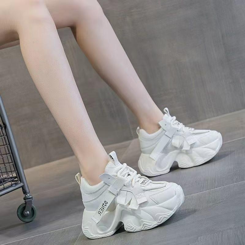 

2025 Дихаючі жіночі кросівки на платформі в стилі dad shoes - Весняні кросівки білого кольору, що збільшують зріст 35 білий