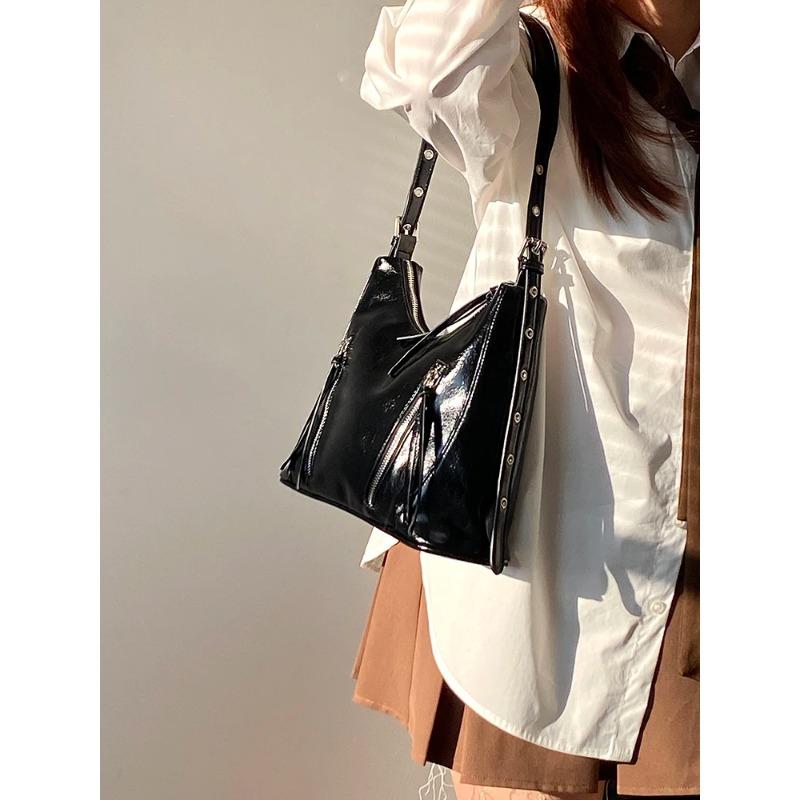 Retro Patent Leather Women's Shoulder Bags Large Capacity Ladies Crossbody Bag Solid Color Female Underarm Bag Tote Handbags