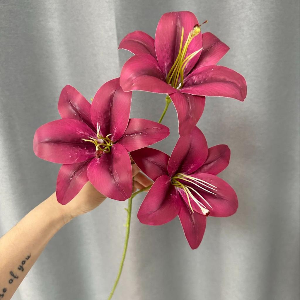 5 Stück künstlicher Lilienblütenzweig drei Köpfe 3D-Druck Latex-Lilie
