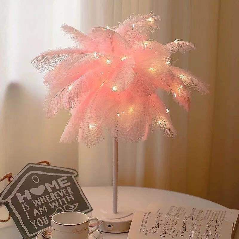 Ostrich Feather Bedside Lamp – Warm Decorative Light for Bedroom or Wedding Room