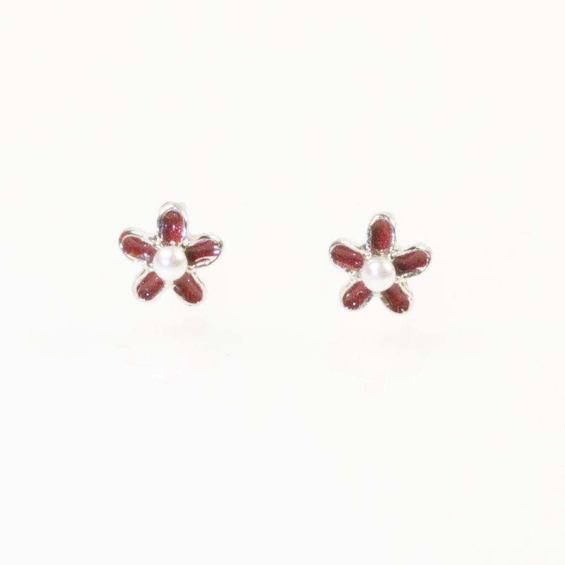 

Silver needle fashion Epoxy flower earrings small fresh and sweet pearl stud earrings in niche design earrings срібний