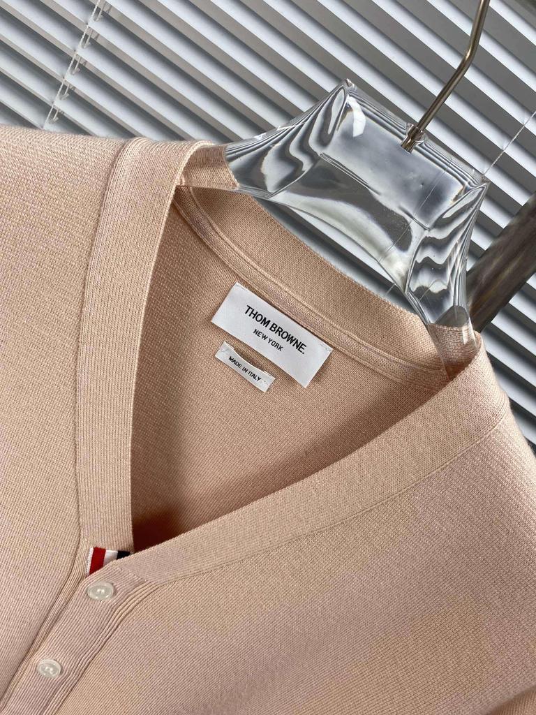 High Version Macaron V-neck Wool Cardigan with Four-Bar Sleeve for Unisex