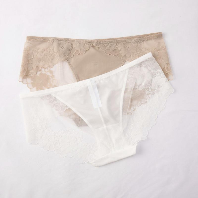 French Style Sexy Low Waist Breathable Hip Lifting Lace Panties With Cotton Crotch