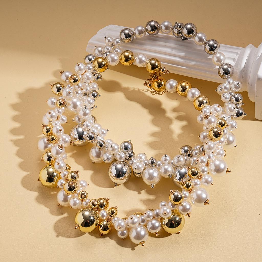 European and American imitation pearls irregular geometric beaded collarbone chain retro baroque elegant necklace