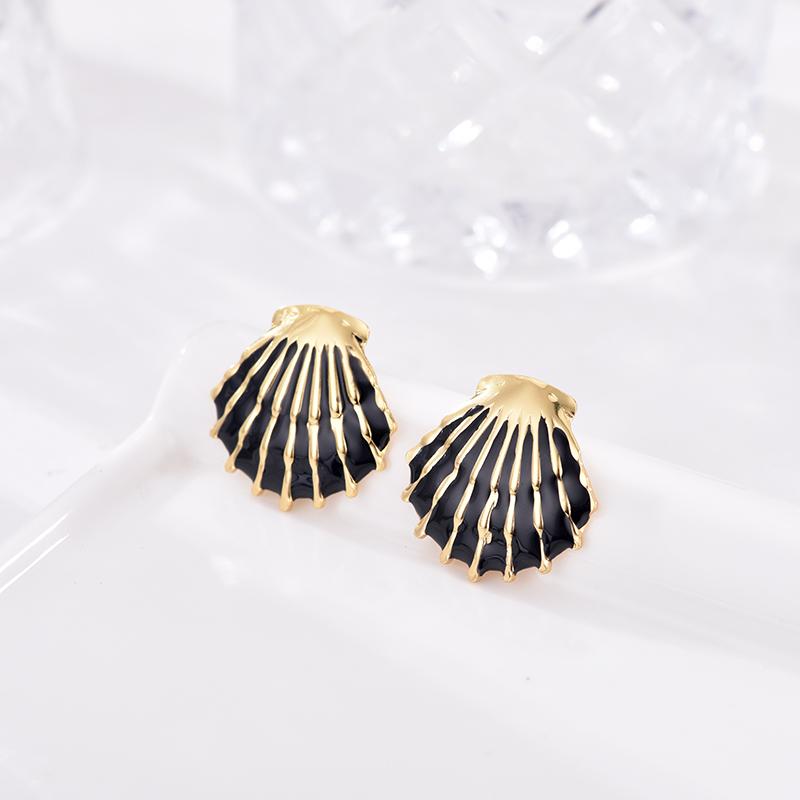 Vintage Shell Stainless Steel Gold Color Texture Stud Earrings For Women Enameled Blue White Black Beach Holiday Ocean Jewelry
