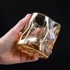 2 szt. 280 ml Bursztynowy Kolor Zestaw Kieliszków do Wina Nierówny Skręcony Kieliszek Restauracja Kreatywne Przybory do Wina Kieliszki do Whiskey Koktajli Naczynia do Napojów