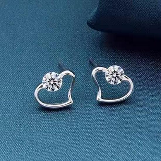 Laikeni Korean Silver-Plated Non-Allergenic Stud Earrings