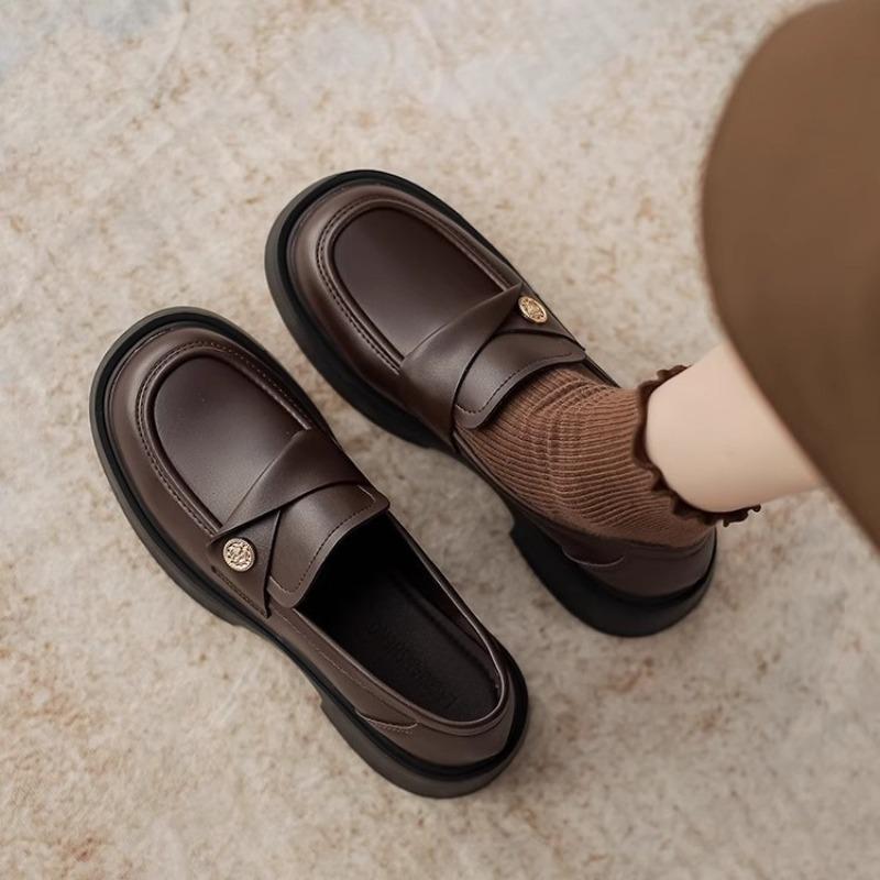 Leather gold coins women's spring new thick-heeled single shoes with thick soles and small leather shoes with one pedal.