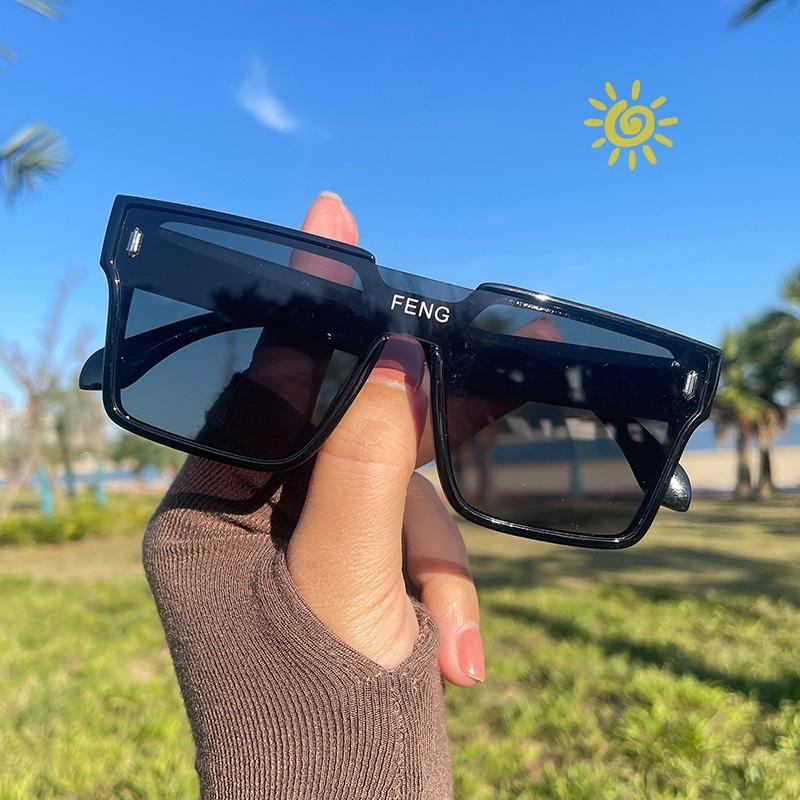 Fashion Kids Sunglasses Childrens Sunglasses Boys Girls UV Protection Korean Cute Baby Sunglasses Birthday Gift Party Glasses