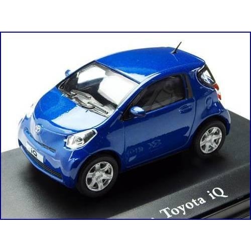 

HONGWELL Carama Toyota IQ 1/43 scale diecast model car, blue, 448940