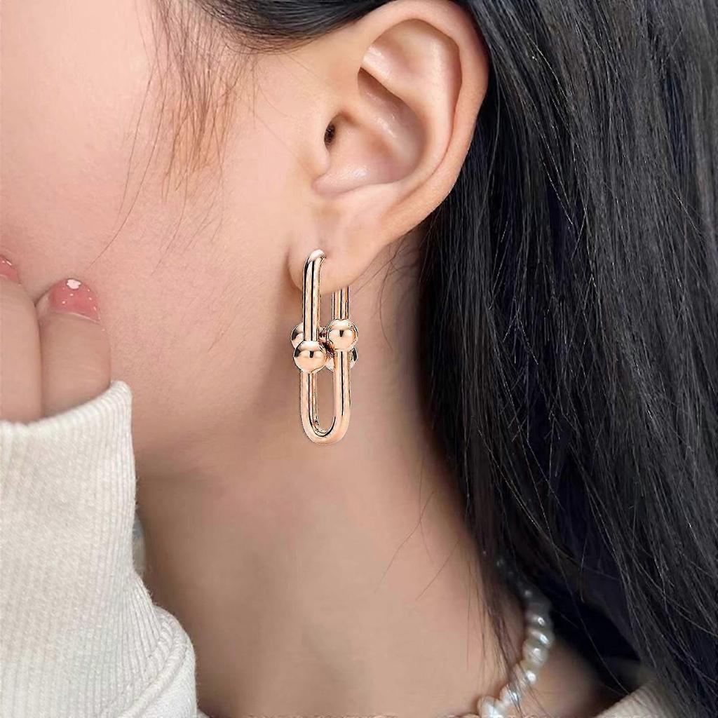 Fashionable Lightweight Horseshoe Earrings with Delicate Drop Studs for Effortless Style and Everyday Wear