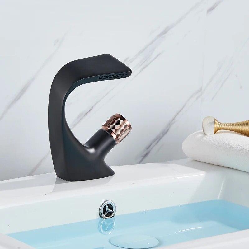 Bathroom Sink Faucets Black Faucet Hot & Cold Water Mixer Single Hole Crane Deck Mounted Basin Tap Chrome Finished